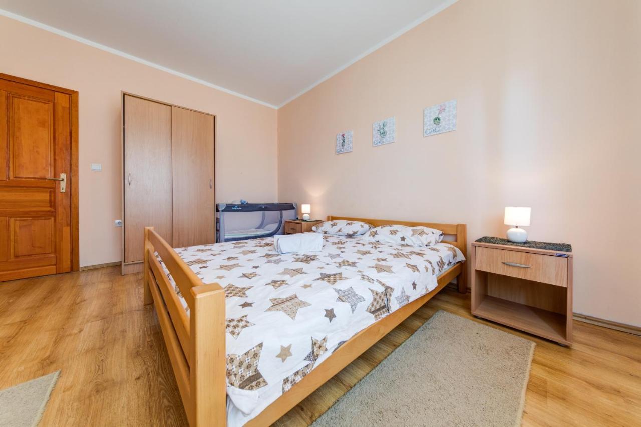 Apartments Pelle Тиват Екстер'єр фото